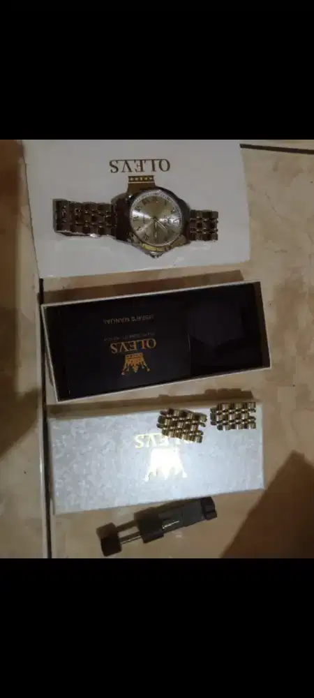 jam tangan rantai mewah