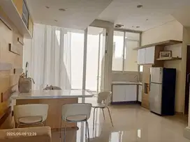Disewakan rumah Pakuwon city full furnished dkt Mulyosari,Kenjeran