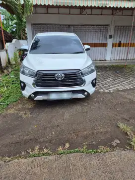 KIJANG INNOVA 2.4 G DIESEL M/T