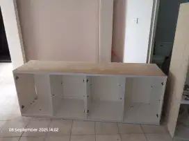 Lemari rak ikea mulus siap pakai ya