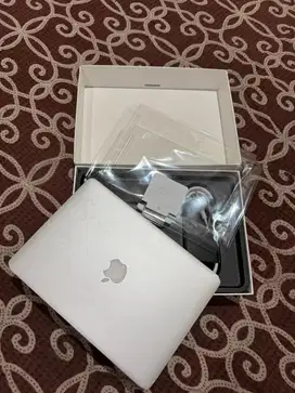 Macbook Pro Retina A1502 Ibox Fullset