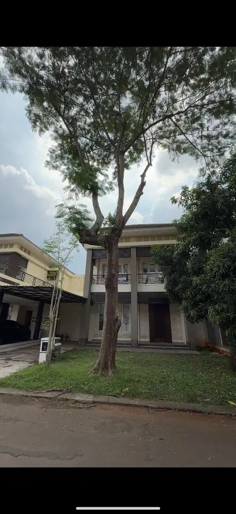 Dijual rumah alam sutera aurora luas mewah