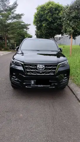 Jual mobil fortuner pribadi