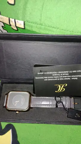 Jual  jam tangan