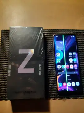 Samsung Z flip 3 8 / 256 GB