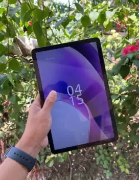 Tecno tab megapad 11 like new