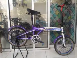 Sepeda lipat uk 16