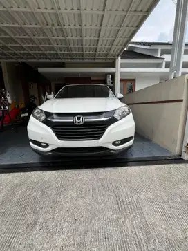 Honda HR-V Tipe E  (2017) AT
