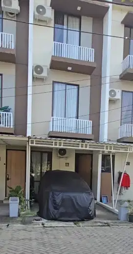 Rumah Modern 3 Lantai di Duta Indah Residence, Jl Prabu Kian Santang