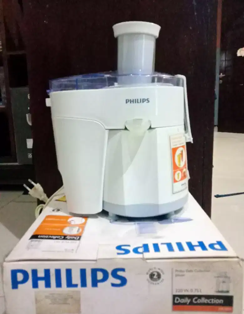 Juicer philips HR 1810