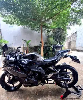 Kawasaki ZX 25R