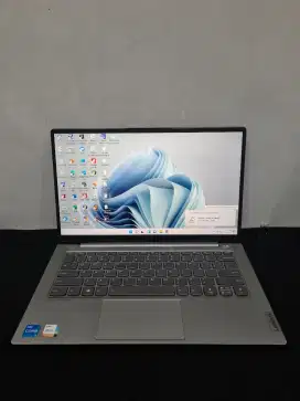 LAPTOP LENOVO 20VA
