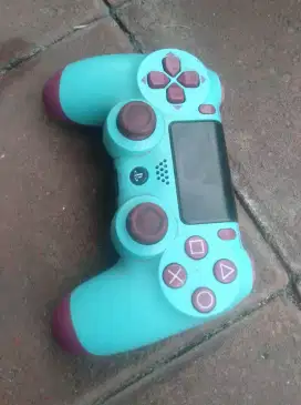 Stick PS 4 Kondisi Apa Adanya
