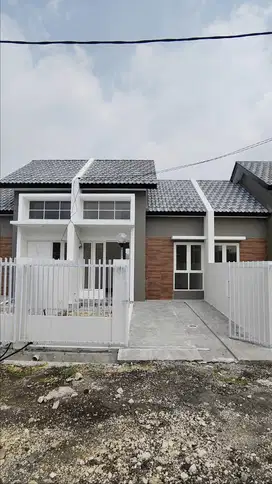 Unit Terbatas, Rumah Baru, Free Biaya2 Di Rungkut Tambak Medokan Ayu