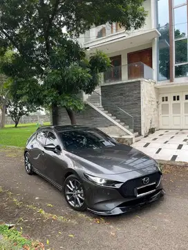 Mazda 3 hatchback km 35 rb 2020