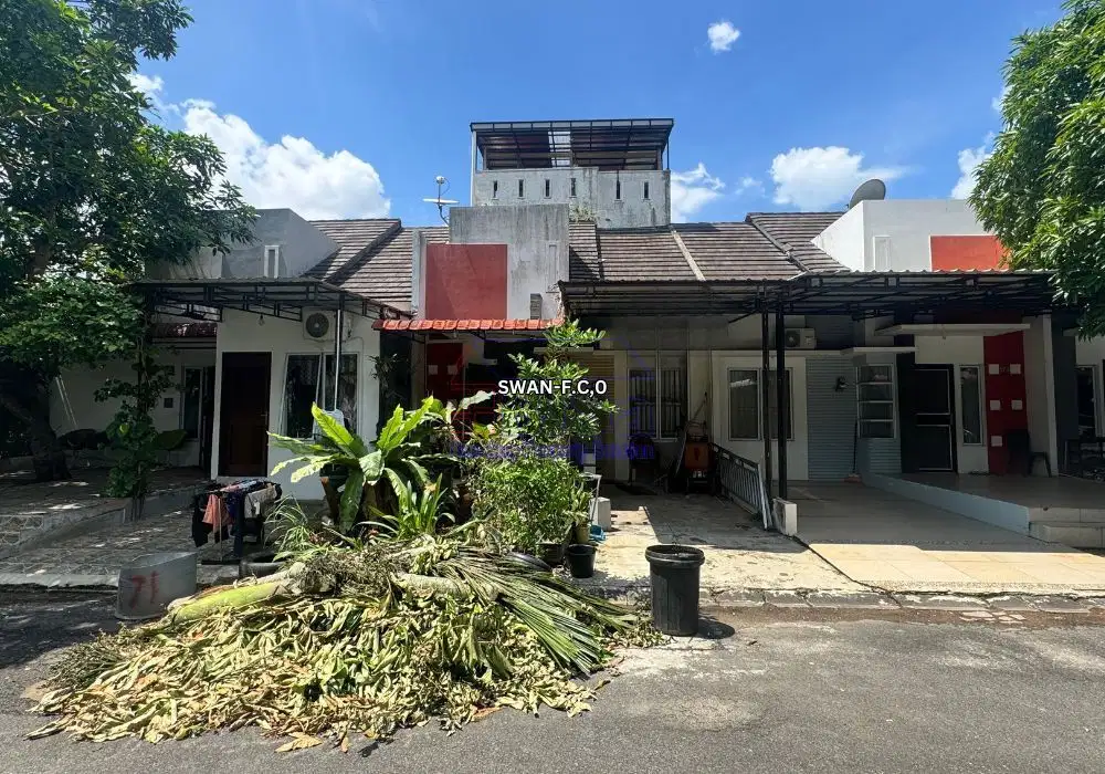 Rumah Nyaman 2,5 Lantai Central Residence Sukajadi Dijual Cepat