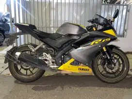 dijual cepat Yamaha R15 V3