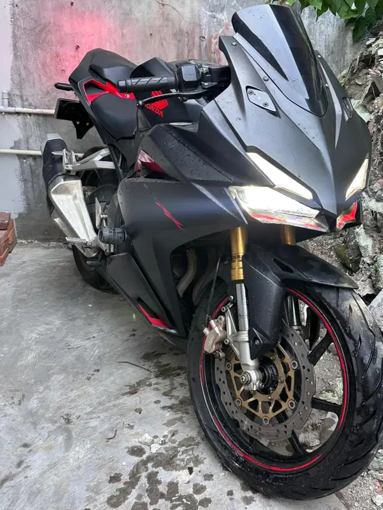 HONDA CBR250RR MESIN MULUS KM RENDAH