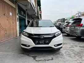 Tdp 20 juta, honda HR-V 1.5 S manual 2016