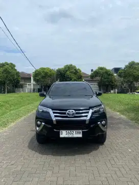*TOYOTA FORTUNER 2.4 VRZ AT 2019