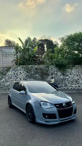 Volkswagen Golf 2005 Bensin