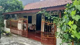 Dijual Rumah 2  lantai