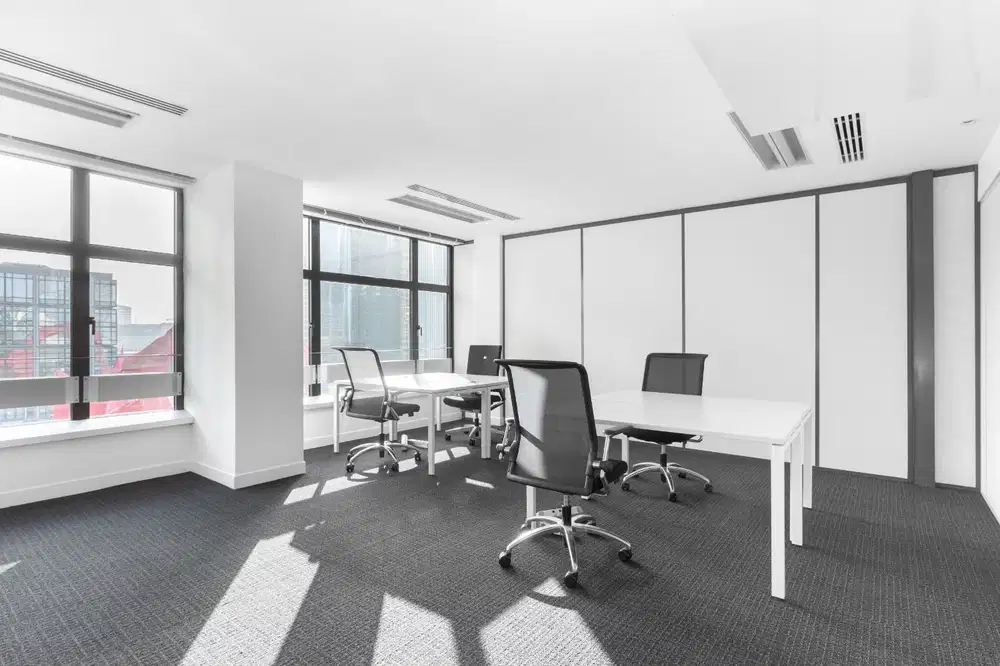 Ruang kantor profesional di Regus Kensington Tower dengan jangka waktu yang sepenuhnya fleksibel