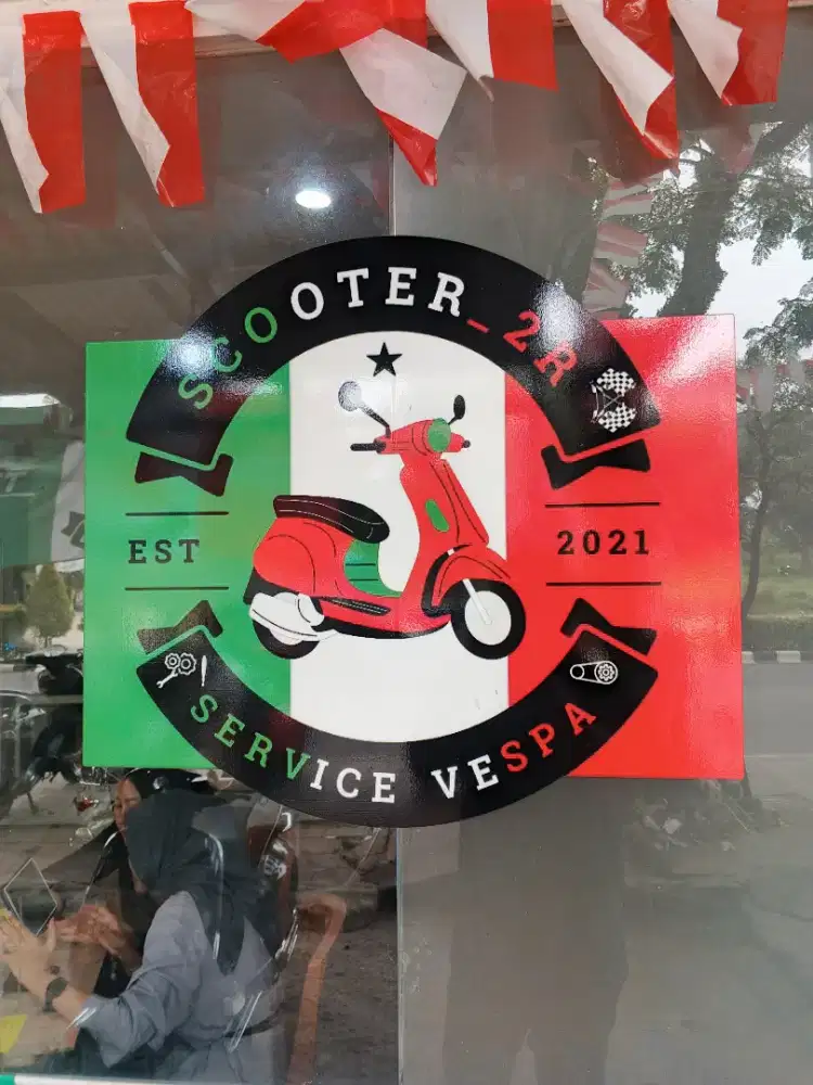 Loker Mekanik Vespa