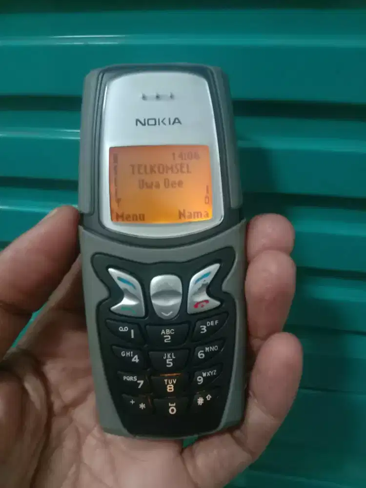 Nokia 5210 outdoor