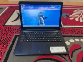 Laptop Asus E402Y (second). AMD E2-7015. RAM 4 GB. SSD 256 GB