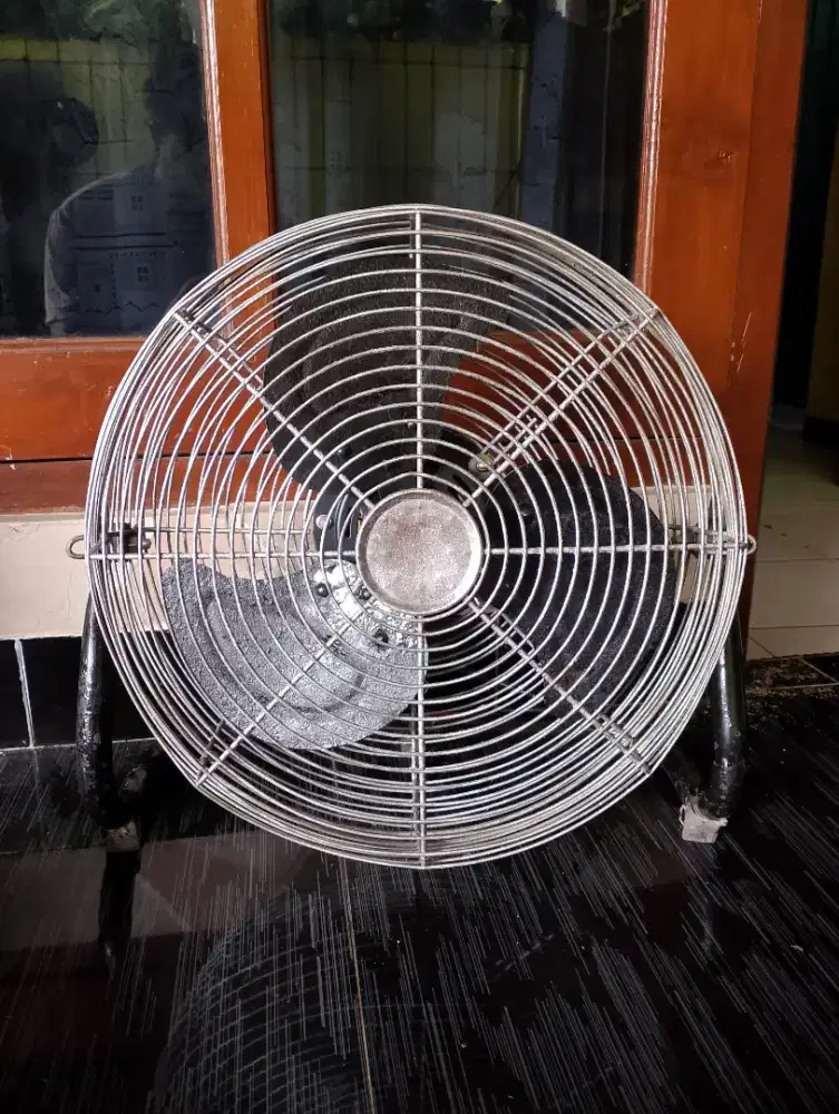 Kipas Angin Regency Tornado 14 in