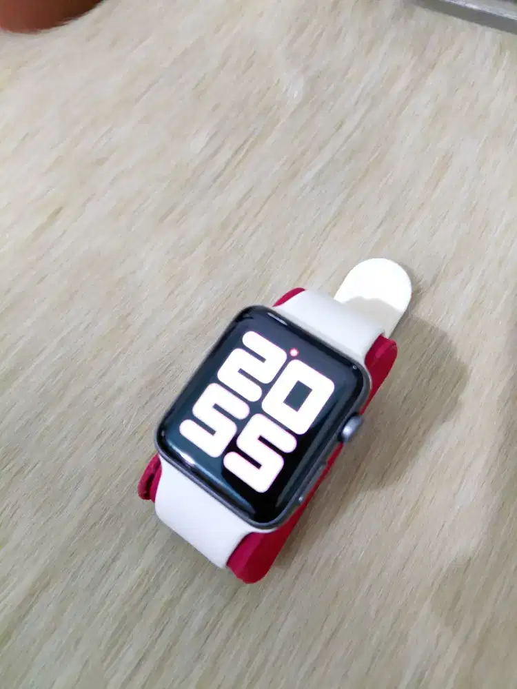 iWatch Series 3