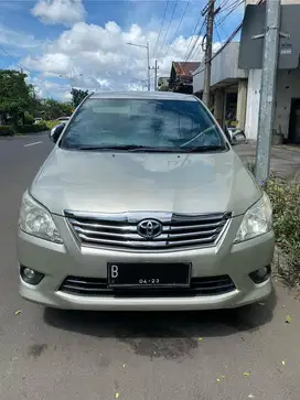 Toyota Kijang Innova 2.5 G Diesel Matic 2013