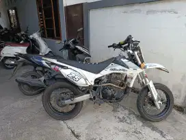 Flash sale VIAR CROSS X 200 CC
