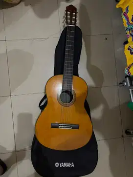 Gitar yamaha original c80