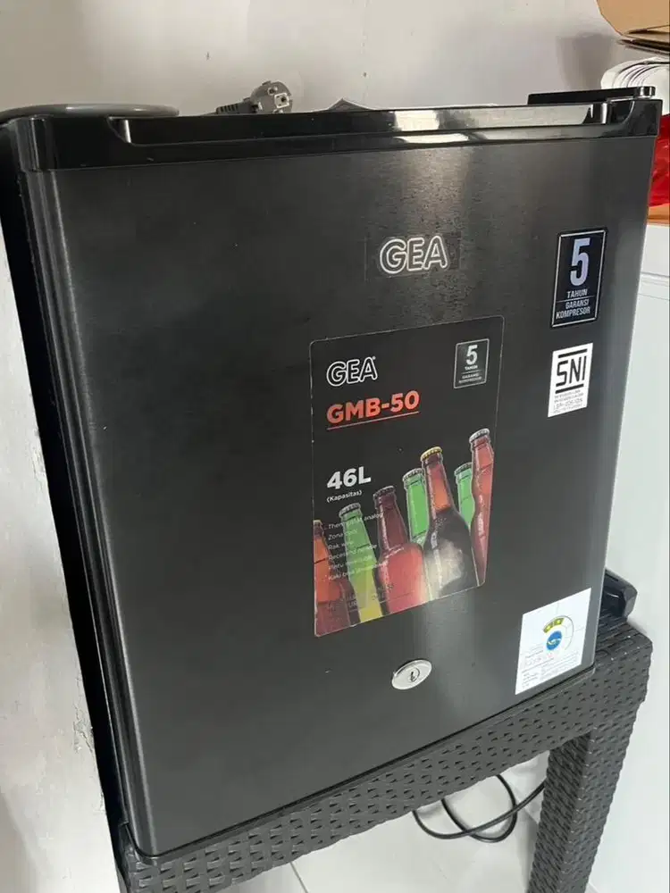 KULKAS GEA GMB-50