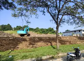 Tanah hokky tinggi dari jalan Delta Silicon Lippo Cikarang siap bangun