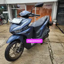 Vario 125 keyless th 2025 KM LOW 1RB ISTIMEWA