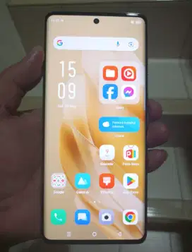 Infinix Zero 30 8+8/256 Amoled layar curve(melengkung) mulus no minus