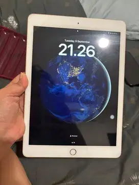 Ipad 6th Gen, Wifi Only, 32Gb