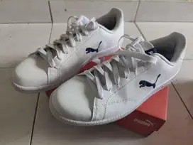 Sepatu sneakers puma smash cat navy blue