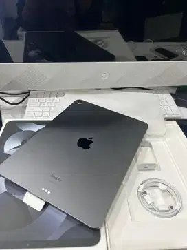 IPAD AIR GEN 5 WIFI ONLY 256GB LIKE NEW MULUS KOMPLIT BAWAAN PABRIK