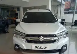 [Mobil Baru] Promo DP ringan XL 7 tipe zeta