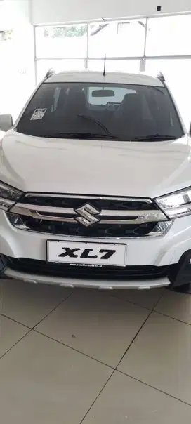 [Mobil Baru] Promo XL 7 Zeta Dp  8 Juta