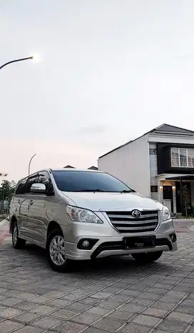 Toyota Kijang Innova 2013 Bensin