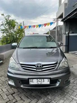 Dijual Innova V Bensin Manual 2010 Siap Pakai