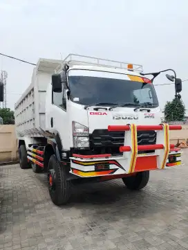 DUMPTRUK 22 KUBIK, ISUZU GIGA FVZ-285PS, TRONTON 10 RODA 6x4, TH. 2020