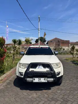 Mitsubishi Pajero Sport 2.5 Dakar 4x2 Solar AT 2012 NOPOL N 19 RI