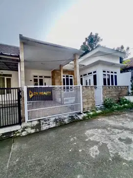 Bukit Golf Rapih Rumah Cakep siap huni