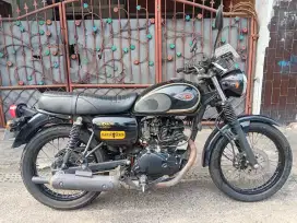 Dijual motor W175 SE Gress, kilometer Rendah Asli.